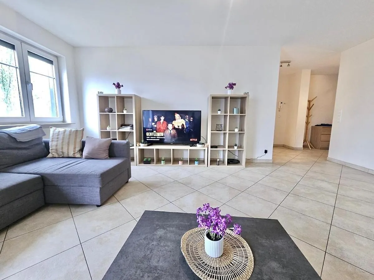 Chic City Retreat 2Br Near Station With Parking-2A Luxembourg 0*,  Luxembourg